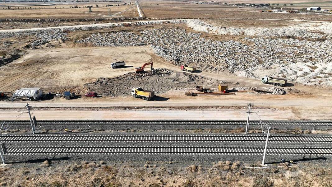 KonyaRay'da tarih belli oldu: 30 dakikaya düşüyor! Banliyö tren hattı, trafiğe nefes aldıracak 7